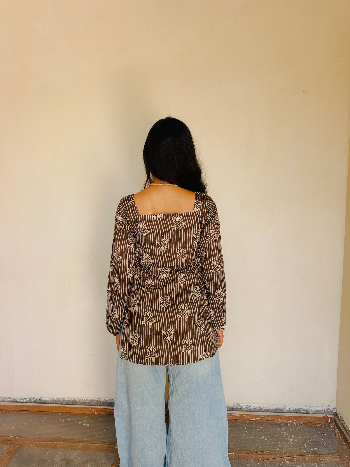 Mocha Muse Tie-Up Kurti